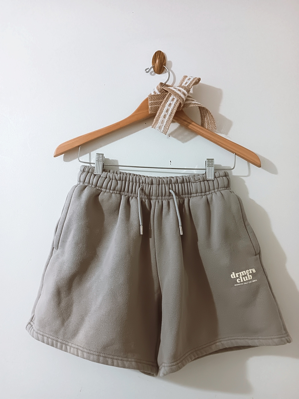 DRMERS CLUB TAUPE GRAY HIGH RISE DRAWSTRING TIE WAIST FLEECE SWEAT SHORTS XL